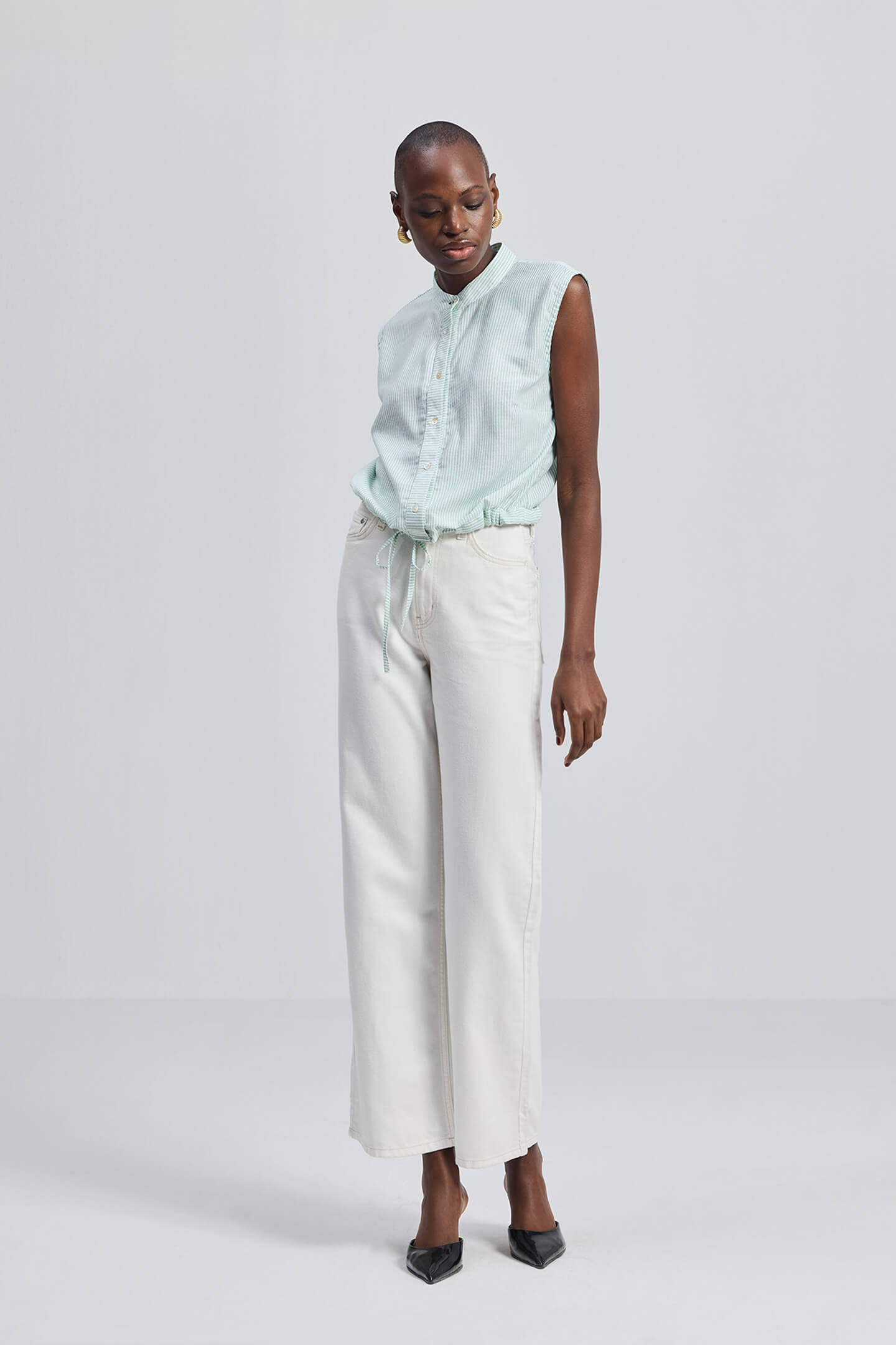 Button-down Shirt with Waist Drawstring in Stripes Front