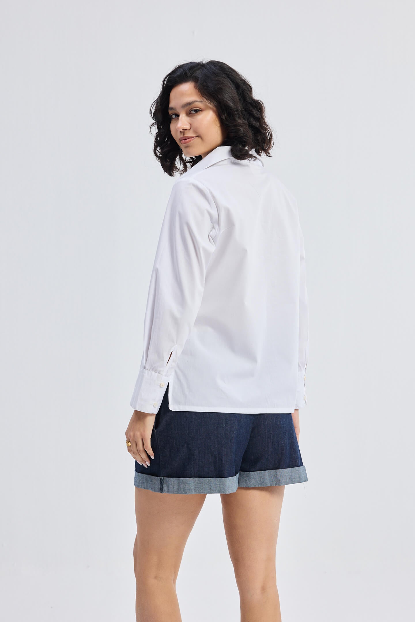 Crisp Details Button-down Shirt in White Back