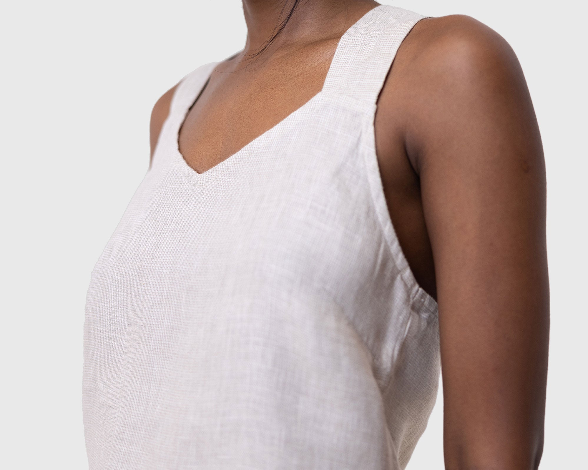 Crossback-button-up-tank-top-in-linen-check-stylingtips.jpg