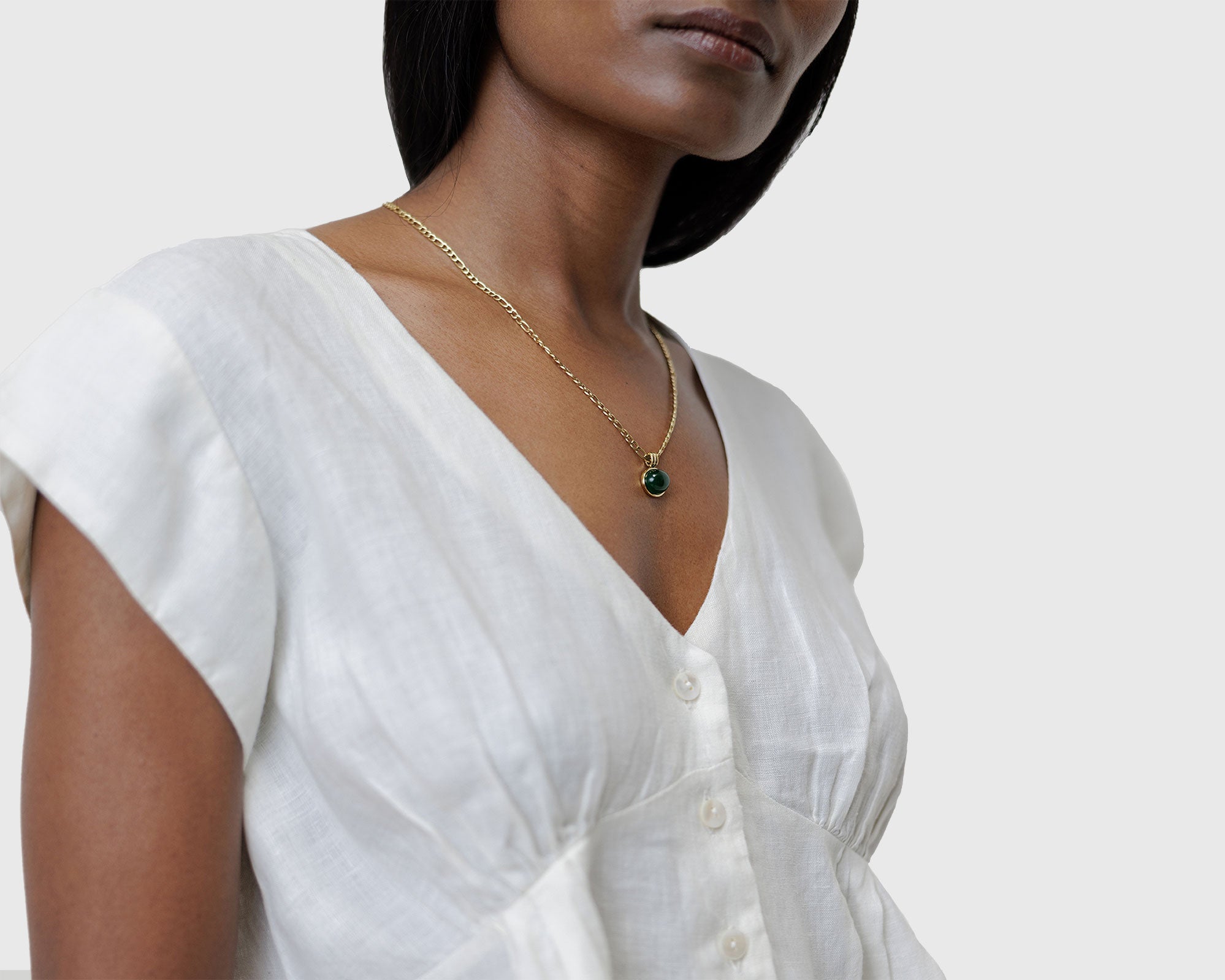 Deep V neck Top in Off white Reistor