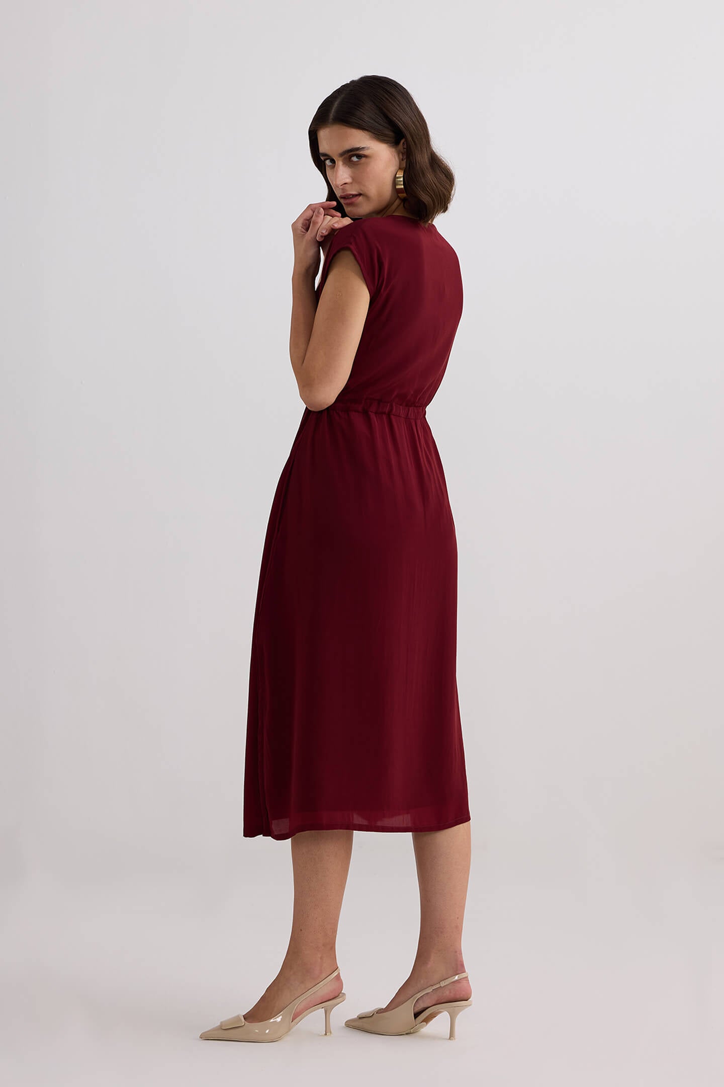 Deep V-neck Gathered Dress in Burgundy Side