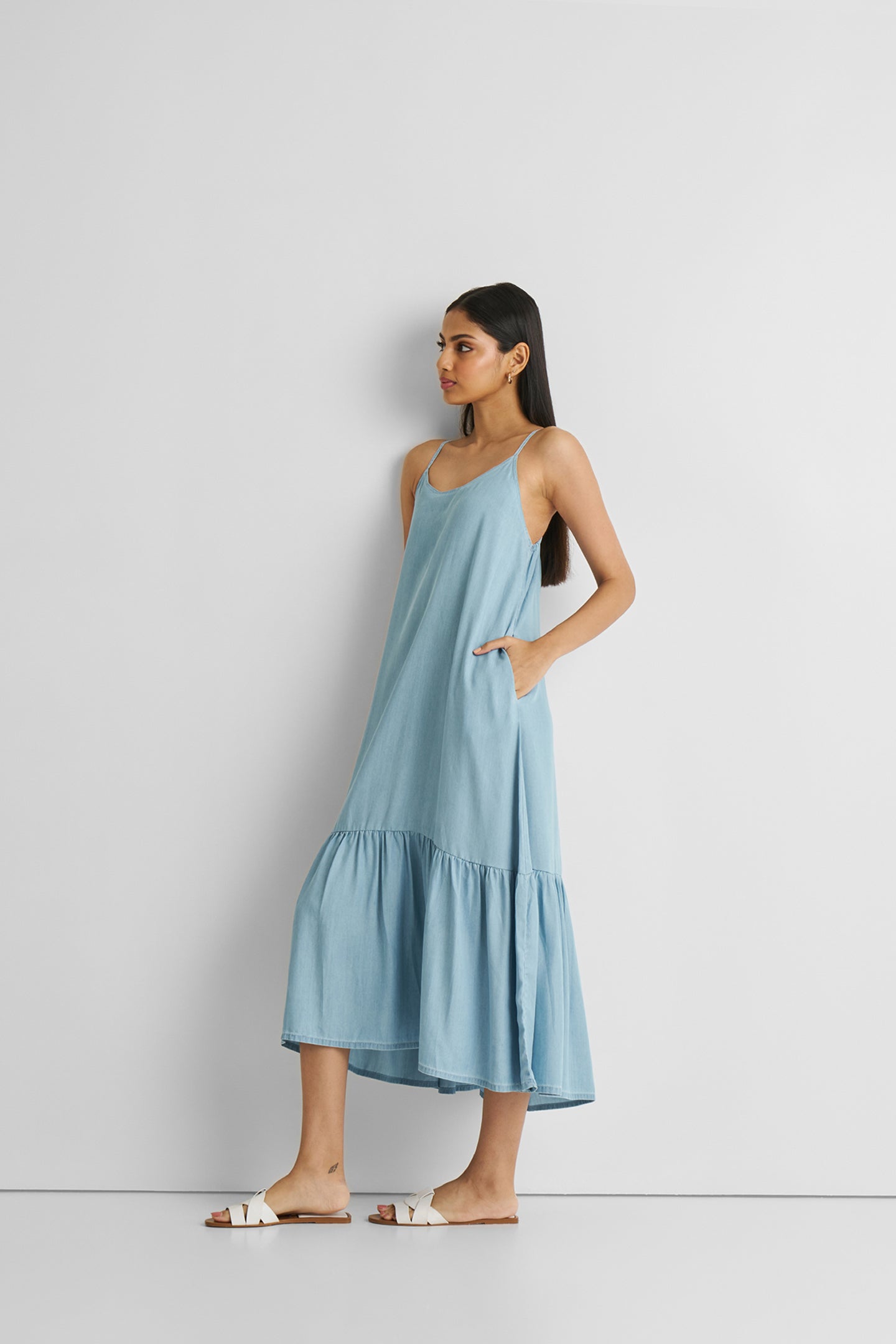 Flowy Maxi Dress in Blue Denim Ocean Blue / 2XL Flowy Maxi Dress in Blue Denim Ocean Blue / 2XL