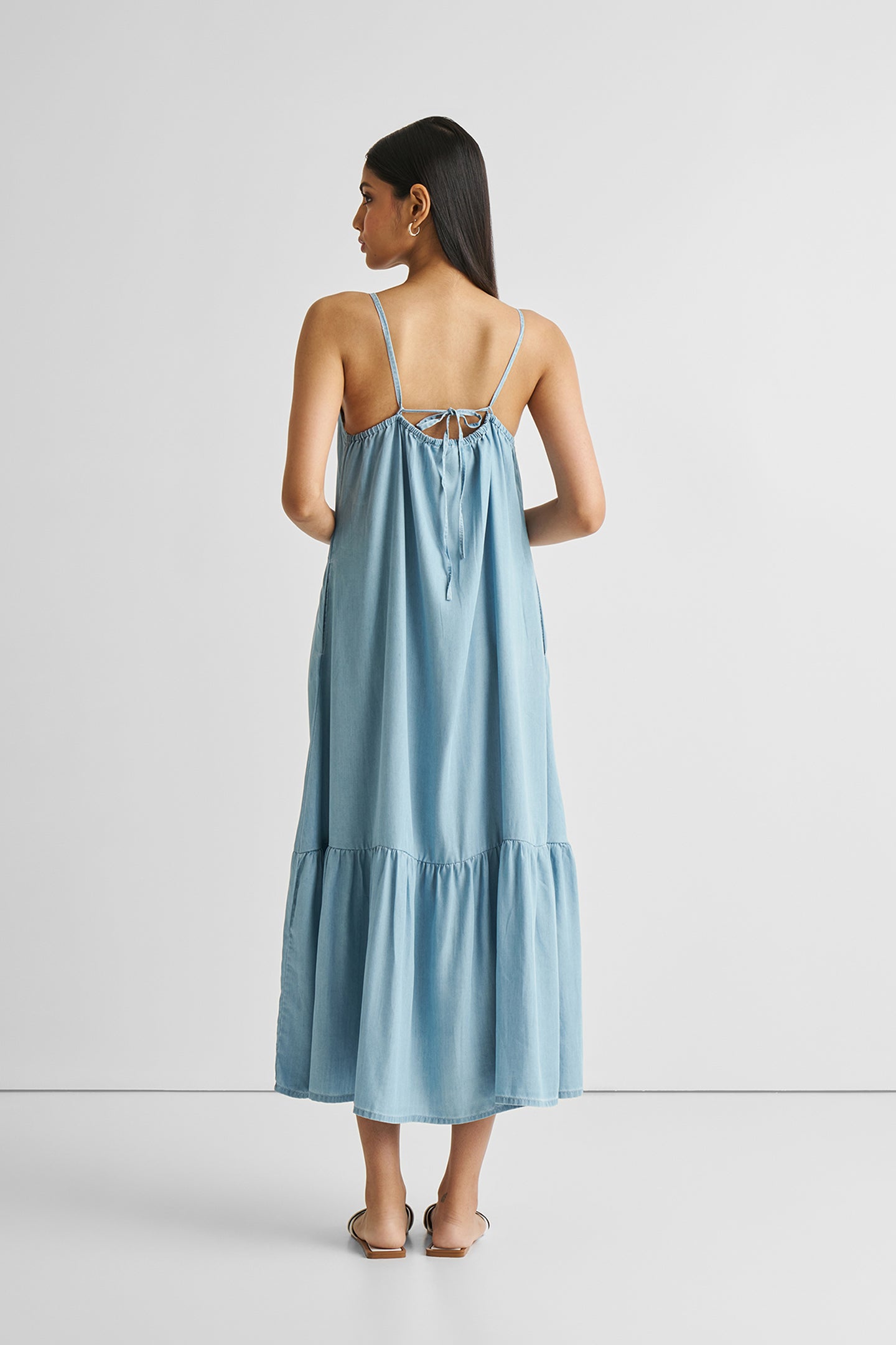 Flowy Maxi Dress in Blue Denim Ocean Blue / 2XL Flowy Maxi Dress in Blue Denim Ocean Blue / 2XL