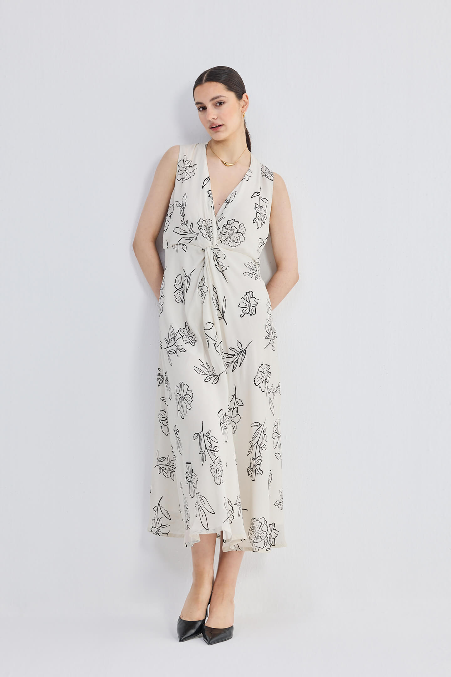 Front Twist Maxi dress in Black Florals Front