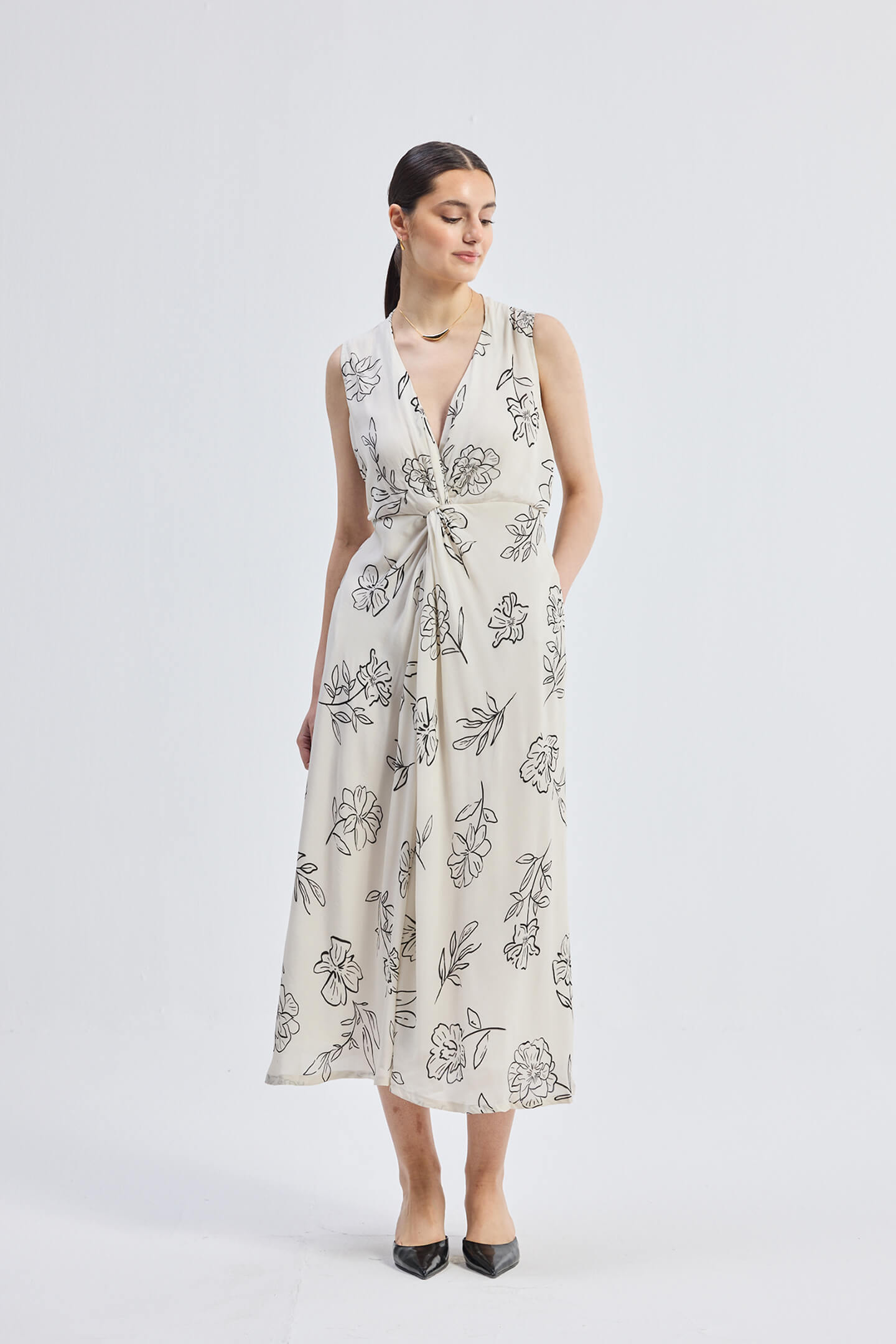 Front Twist Maxi dress in Black Florals Front