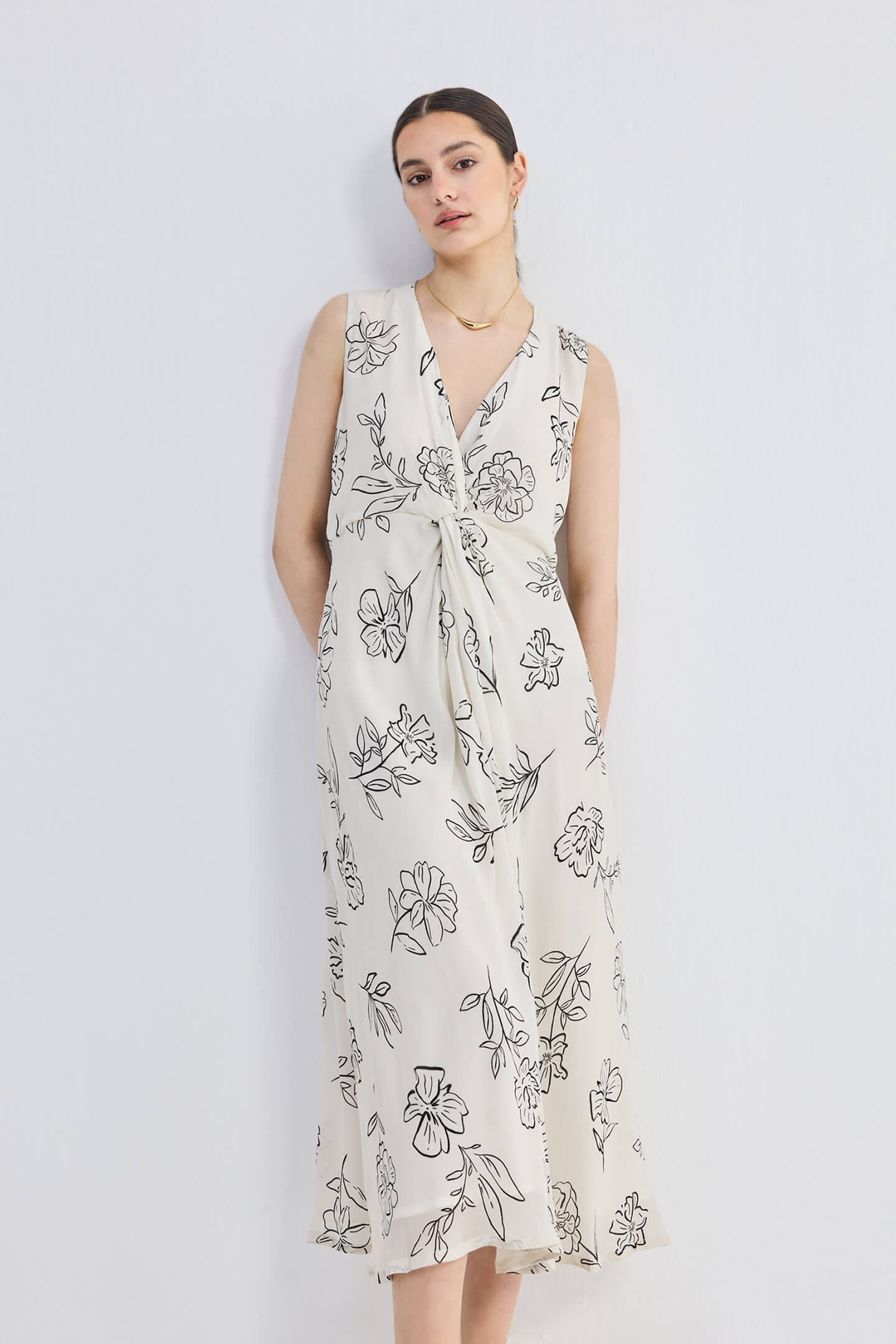 Front Twist Maxi dress in Black Florals Front