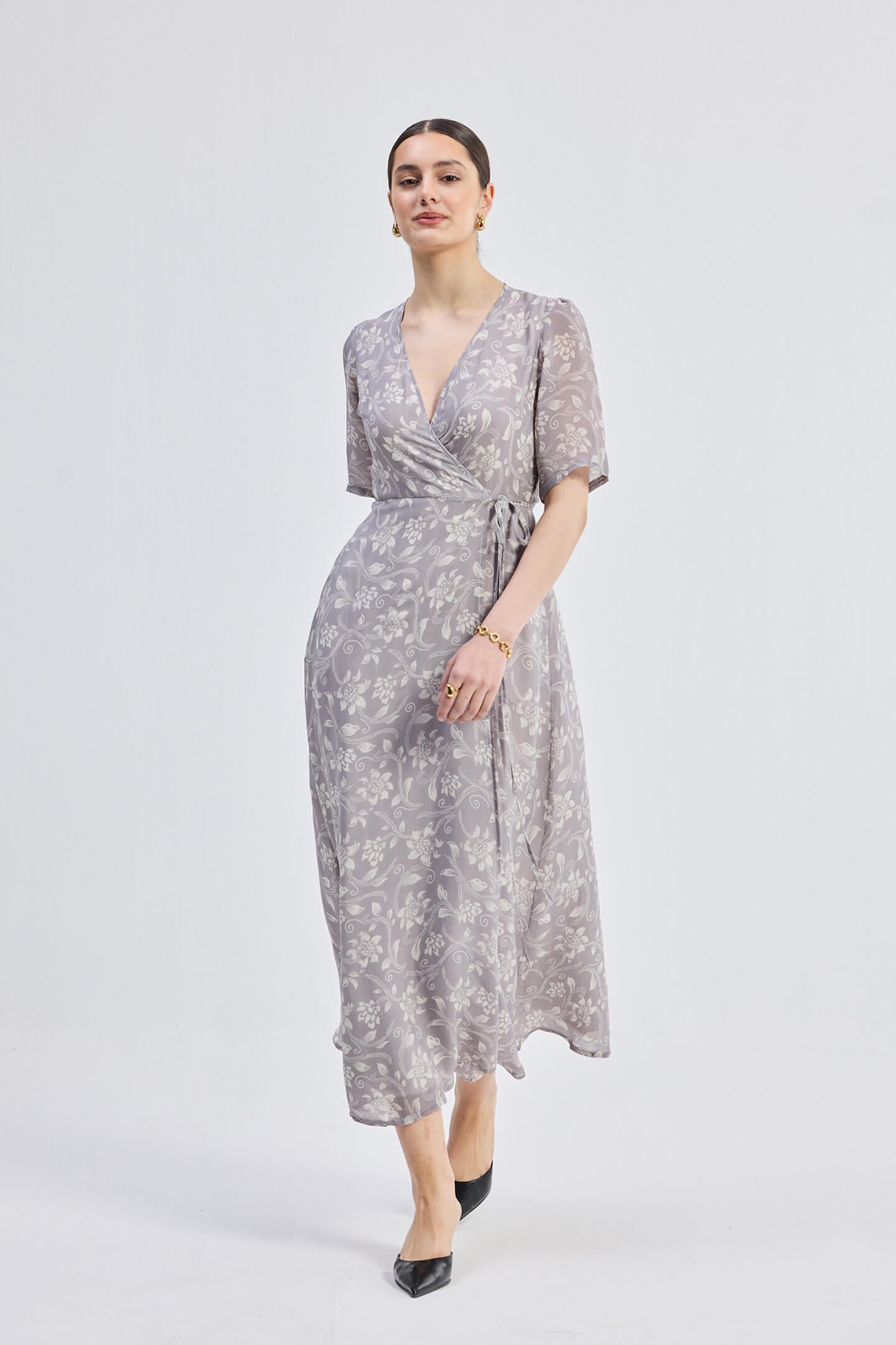 Maxi Wrap Floral dress in Vintage Vines Side