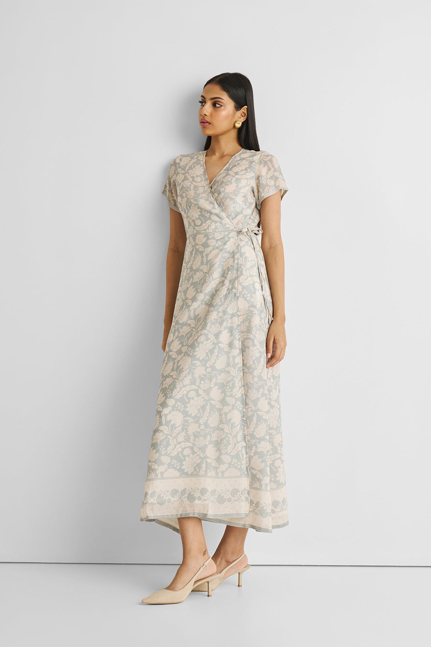 Blue floral Wrap Dress for Women | Stylish & Sustainable Reistor Blue floral Wrap Dress for Women | Stylish & Sustainable Reistor