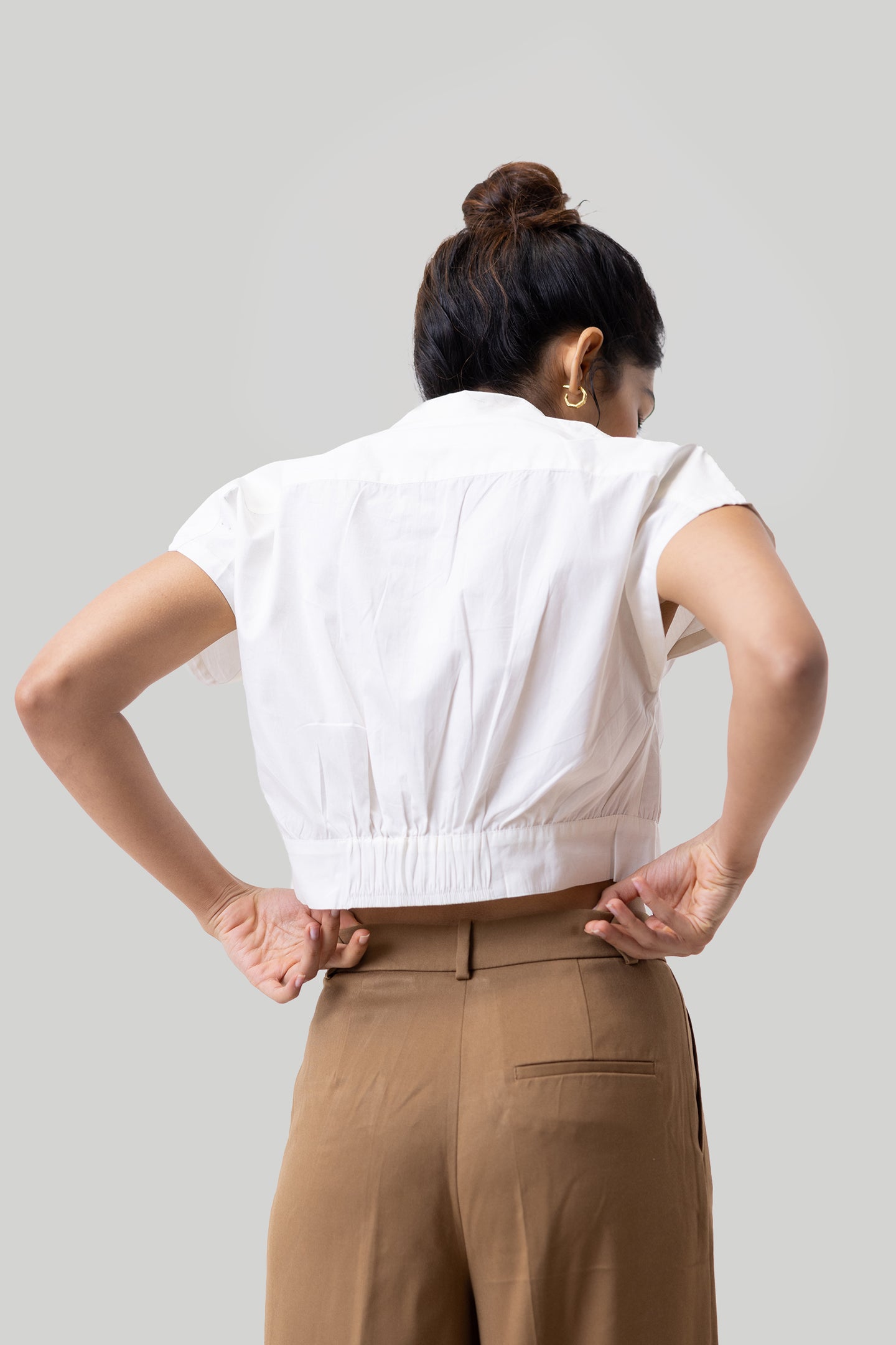 cropped dress shirt SPRWMN Button Up | White | Size S this silhouette perfectly meets all high waisted bottoms for a clean look Cropped Work Shirt- Stripe Medium