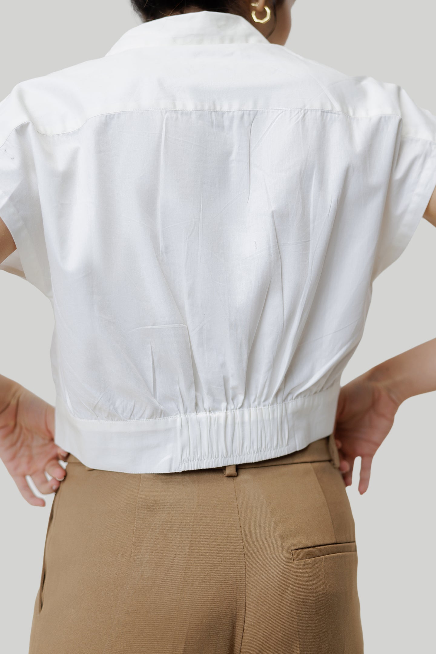 cropped dress shirt Reistor Women's Oversized Crop Shirt White Small