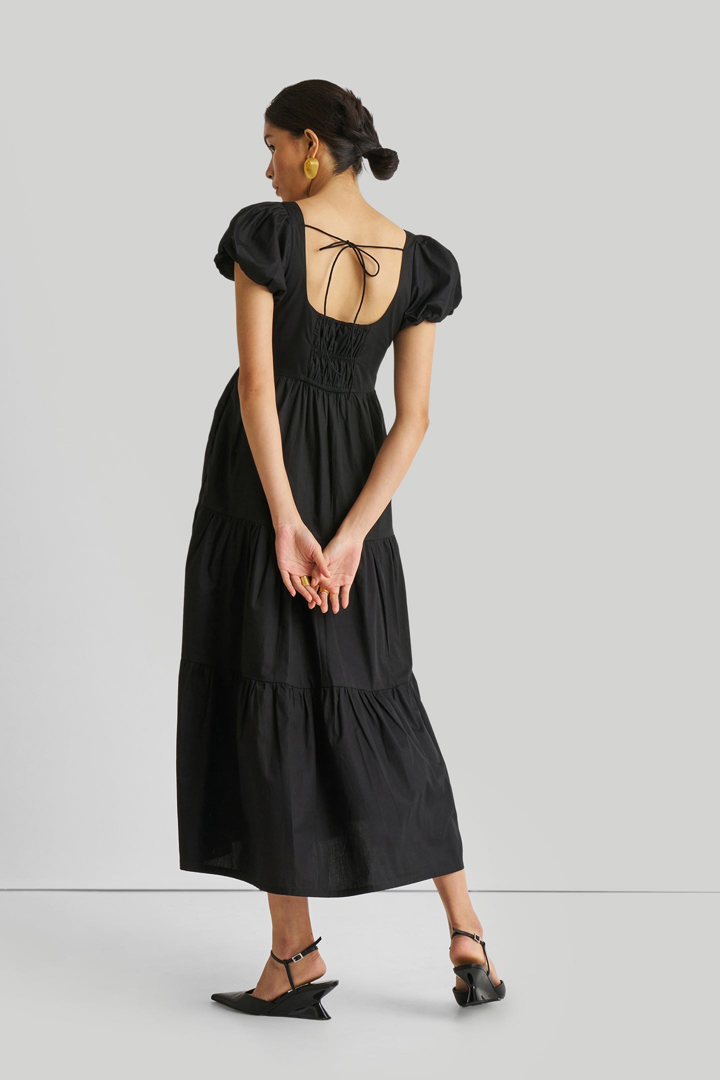 Black Puff Sleeve Dress Tiered Maxi – Reistor - Main Image