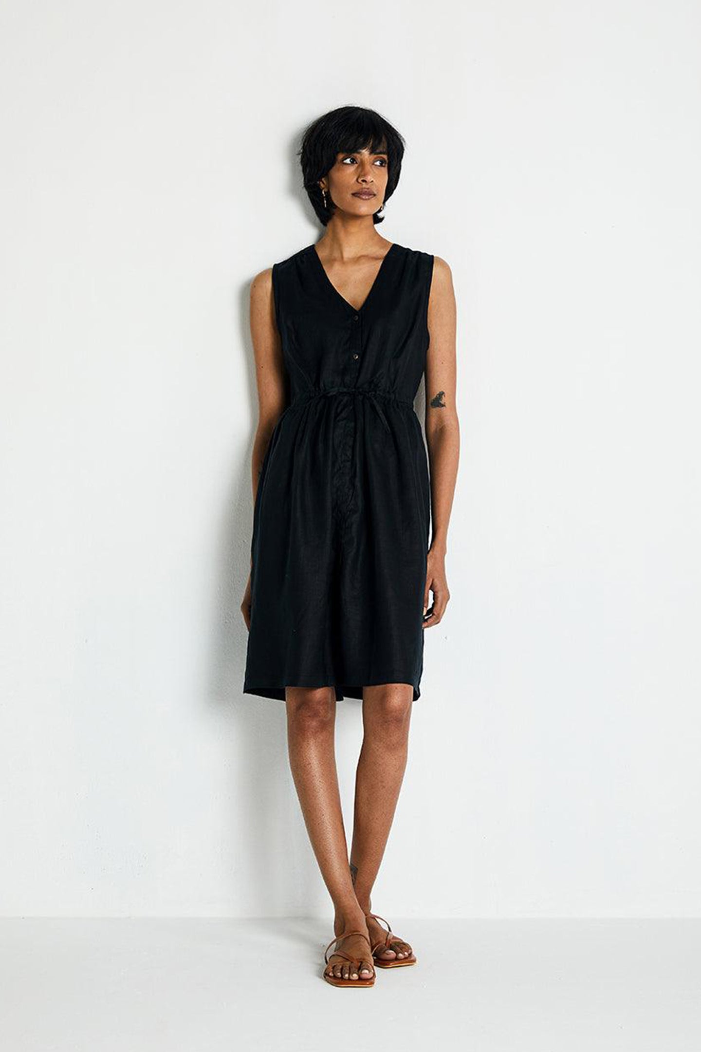 Pina-Colada-Season-Dress-in-Black-4