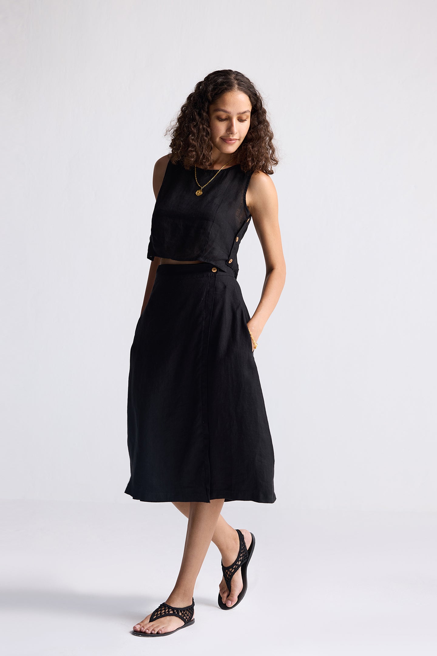 Overlap Black Midi Skirt For Women | Reistor