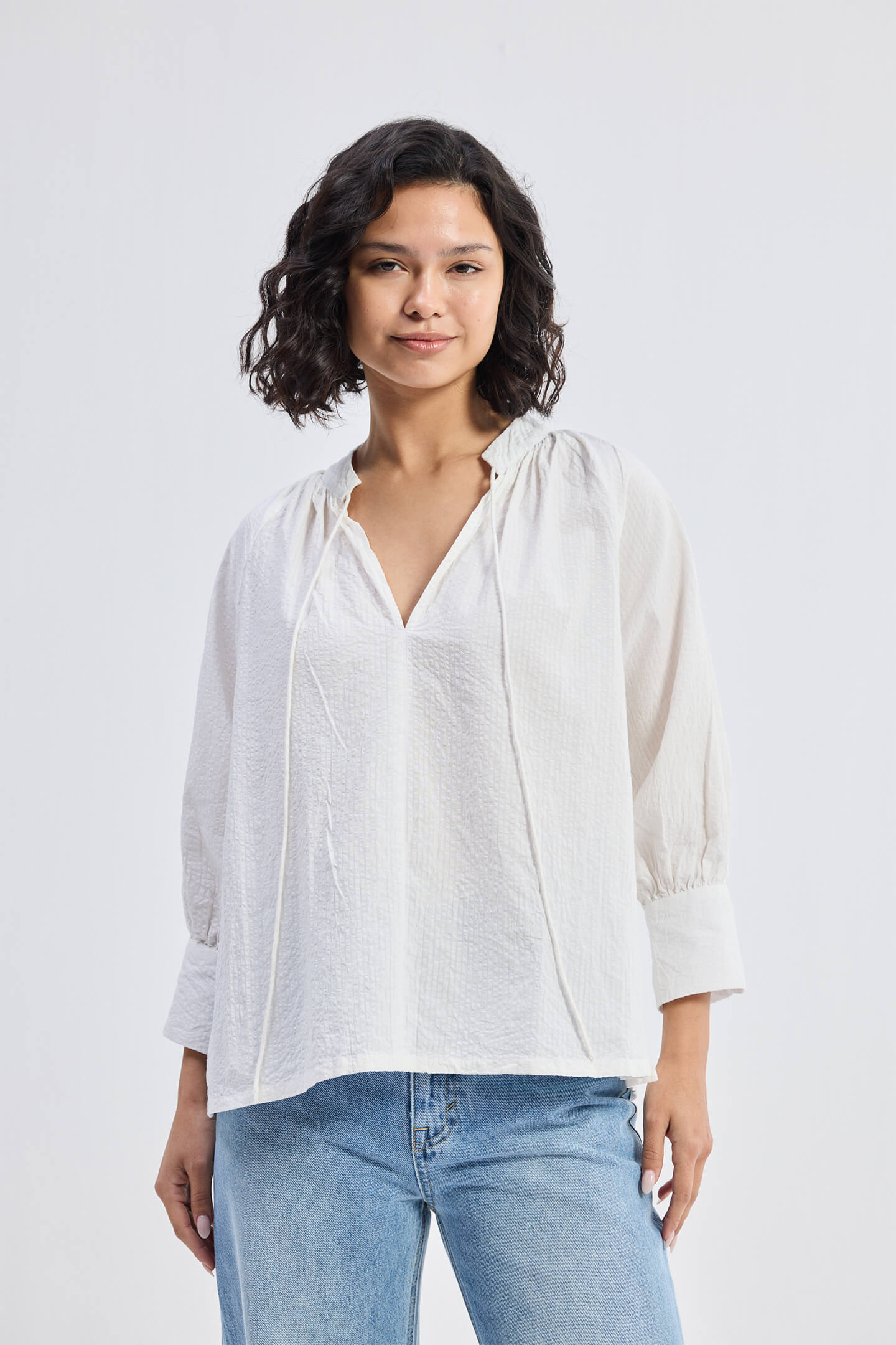 Relaxed Fit Top with Front-tie in White