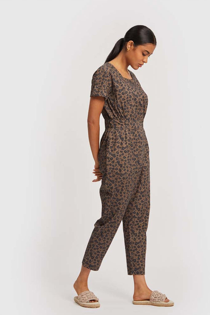 SPOTTED-OVERLAP-JUMPSUIT-3