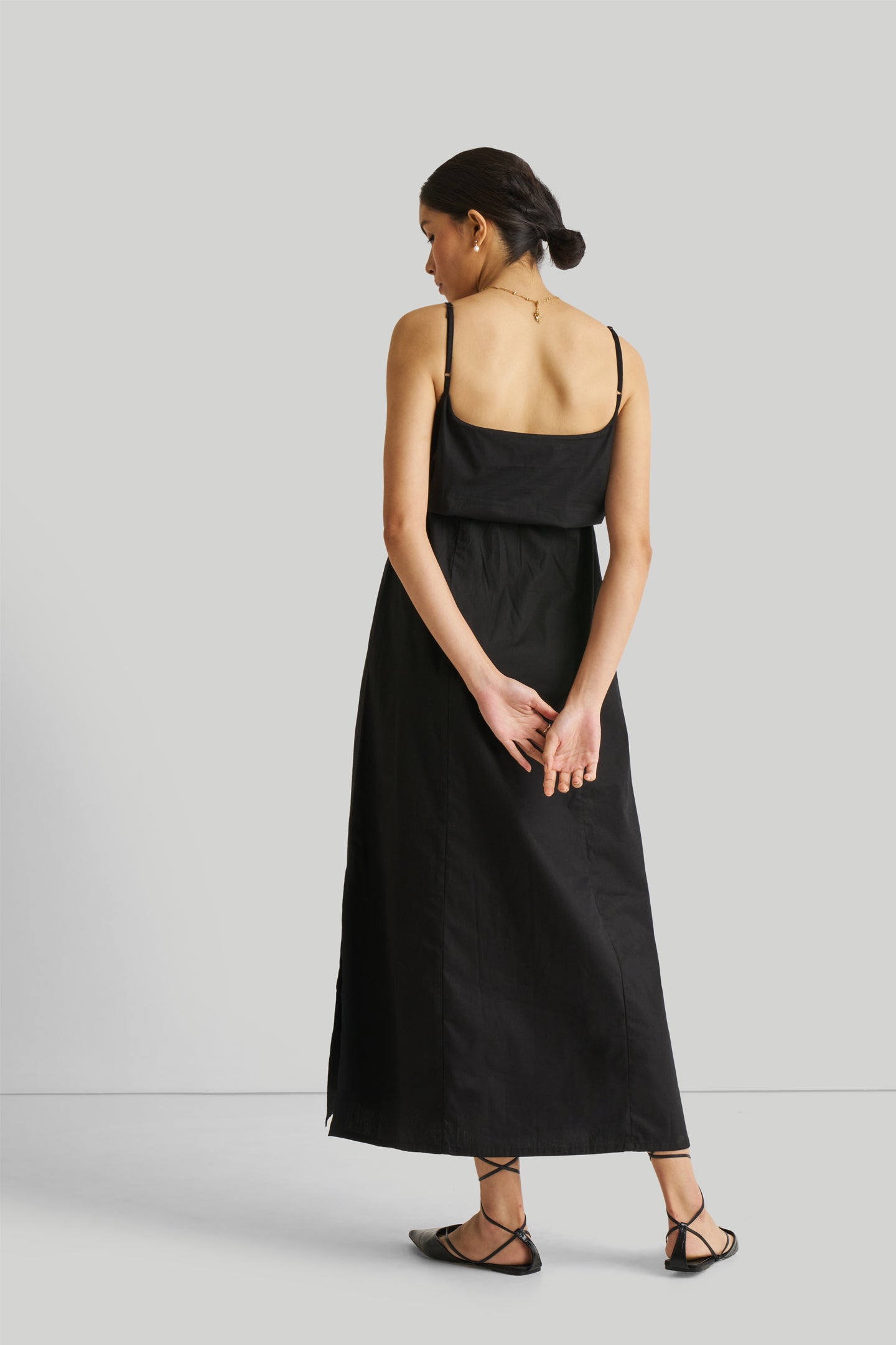 Strappy Maxi Dress in Black Reistor Strappy Maxi Dress in Black Reistor