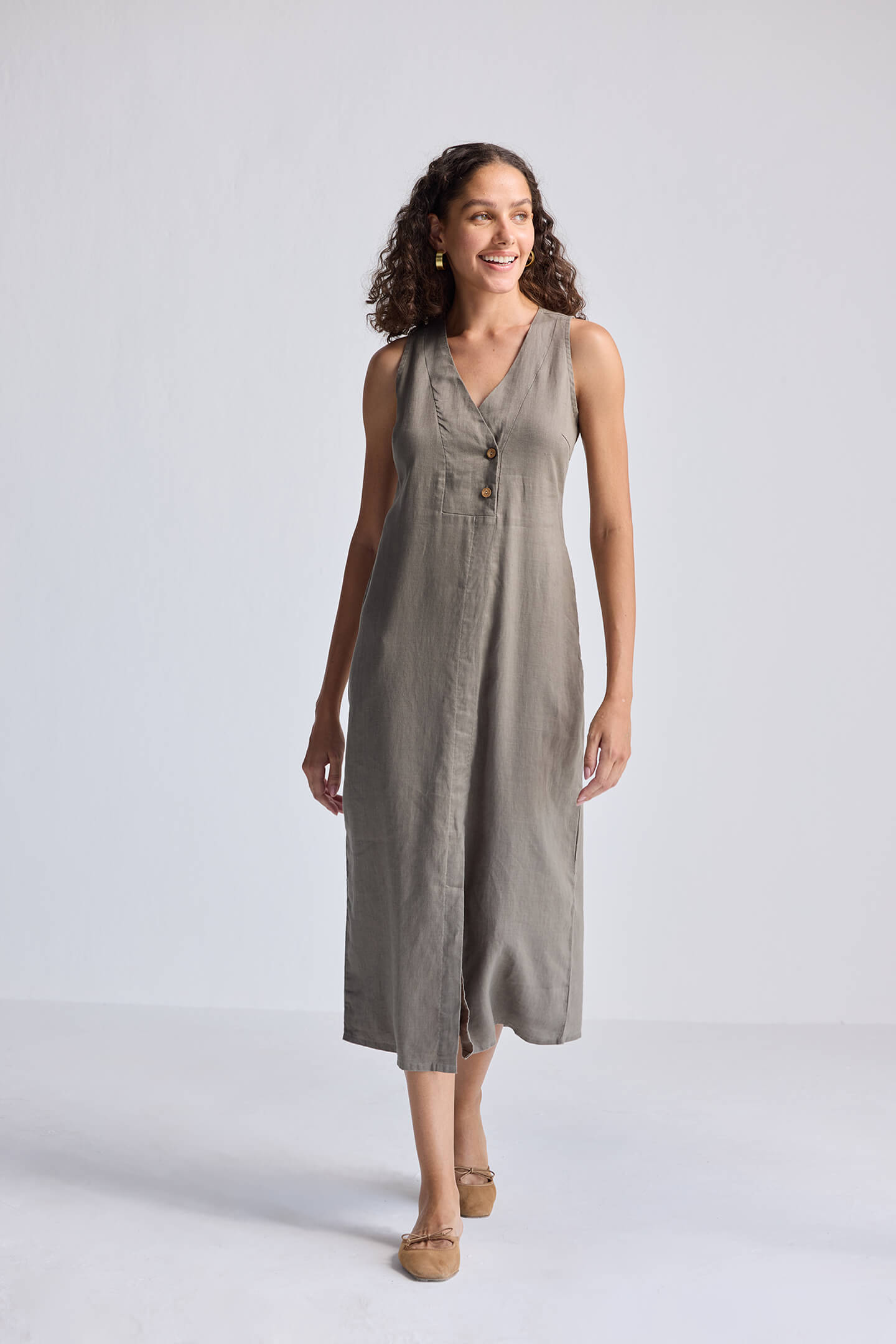 Straight Dress with Front Slit in Dark Green Hemp Front