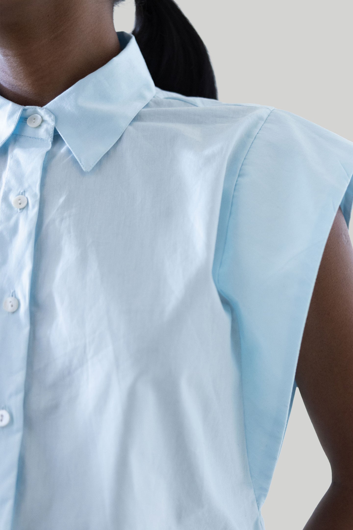 The-Perfect-Summer-Button-Down-in-Blue-4