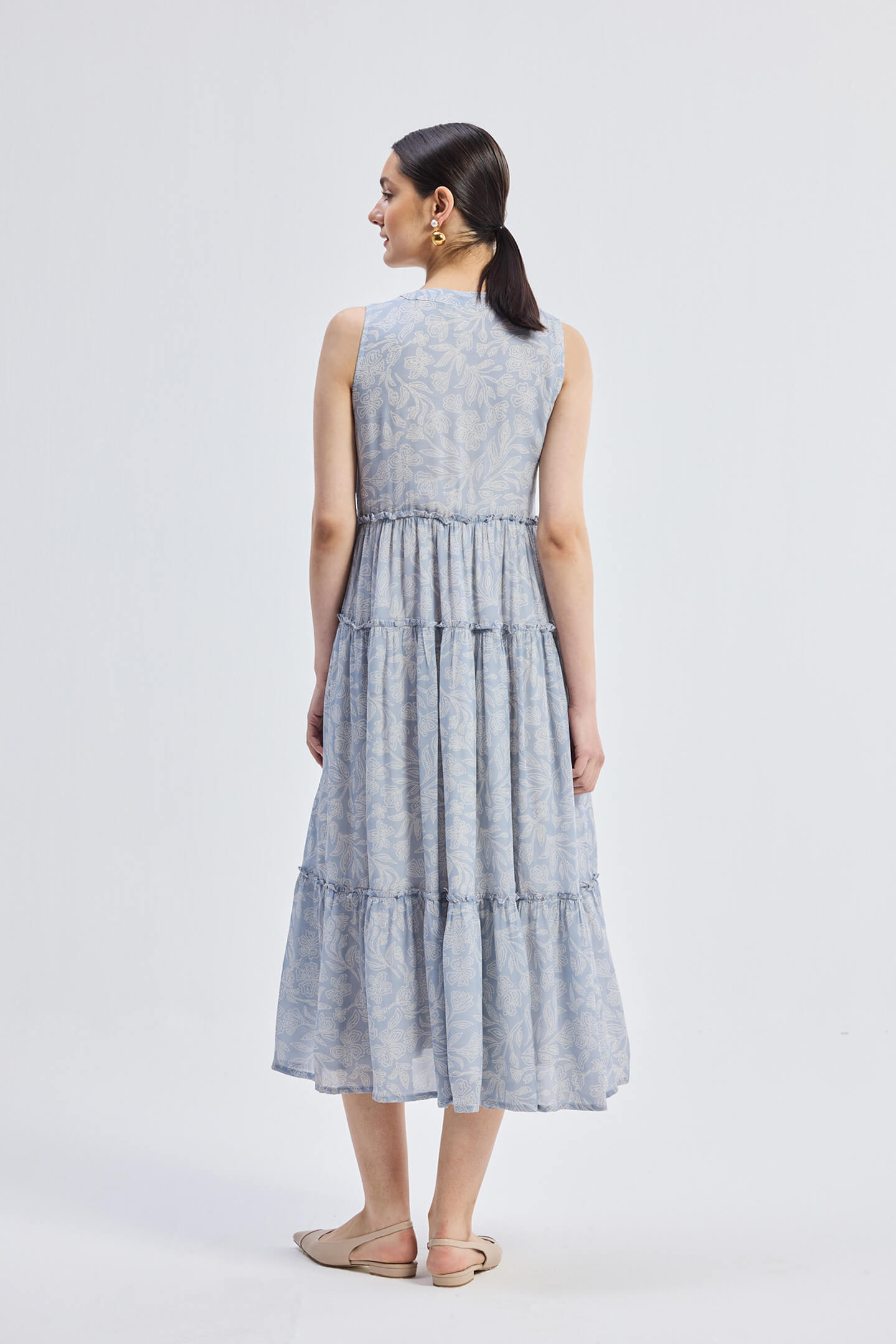 The Perfect Resort Floral Maxi in Periwinkle Blue