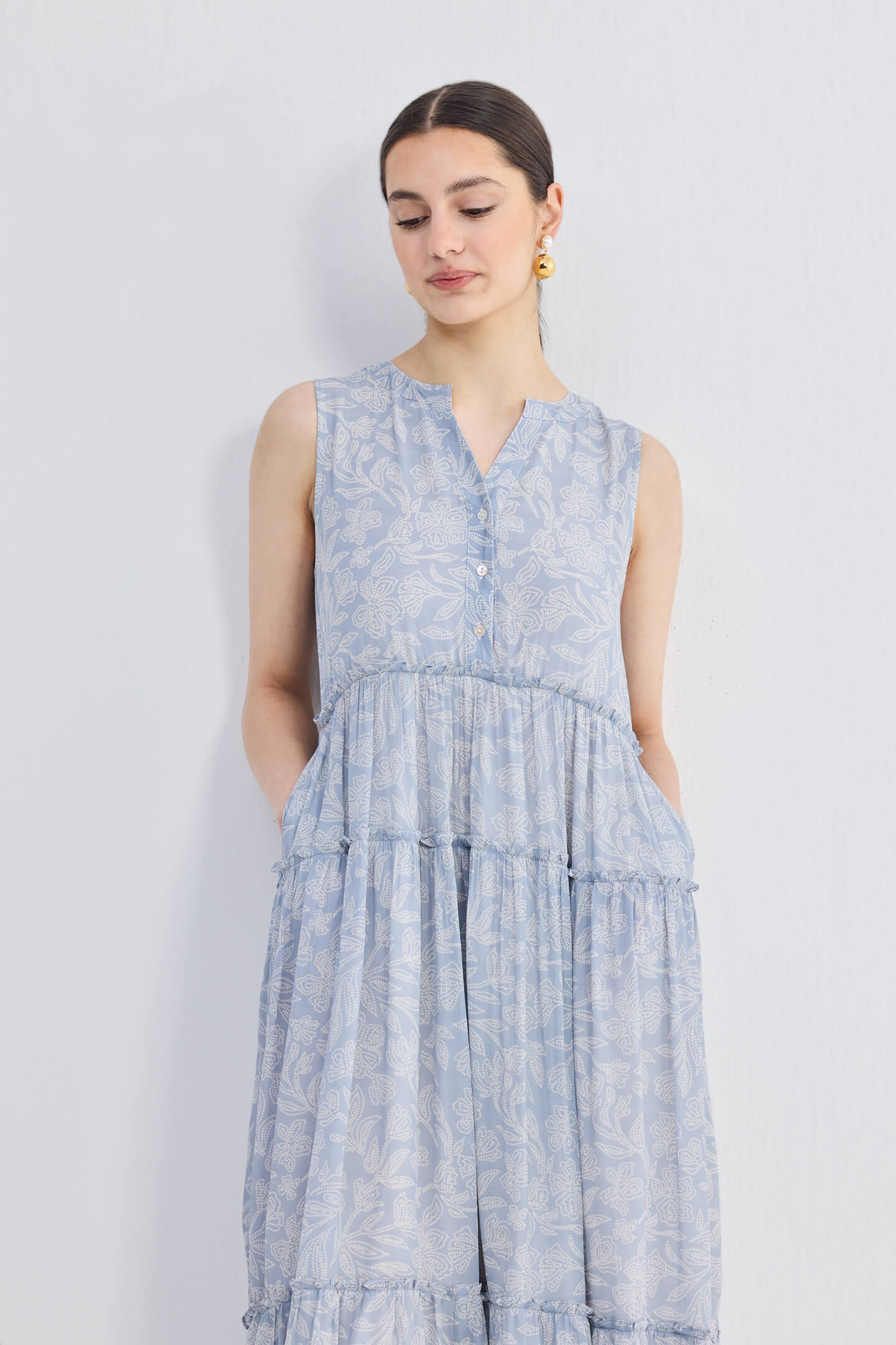 The Perfect Resort Floral Maxi in Periwinkle Blue Front