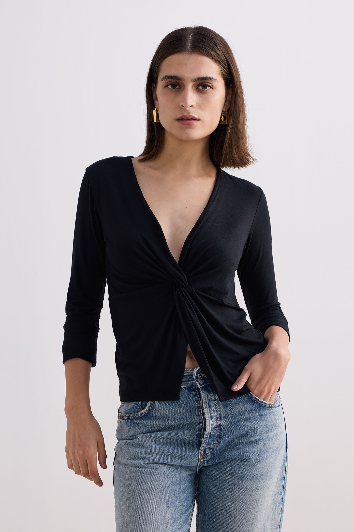 Twist Front Knit Shirt in Black Front