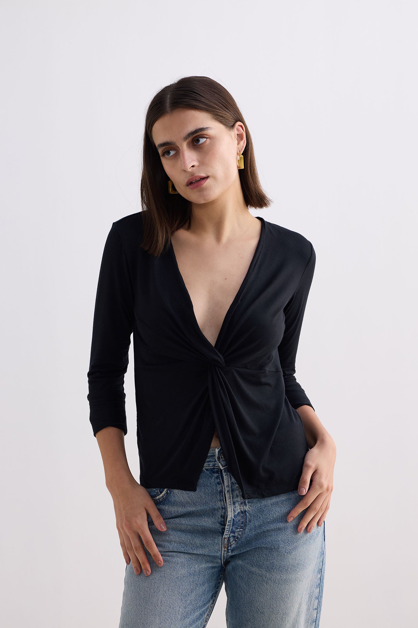 Twist Front Knit Shirt in Black Front
