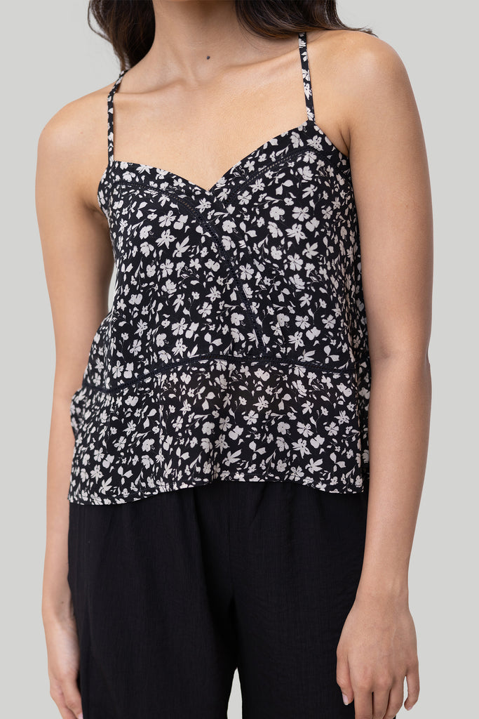 V-neck Medley Camisole with Lace 04