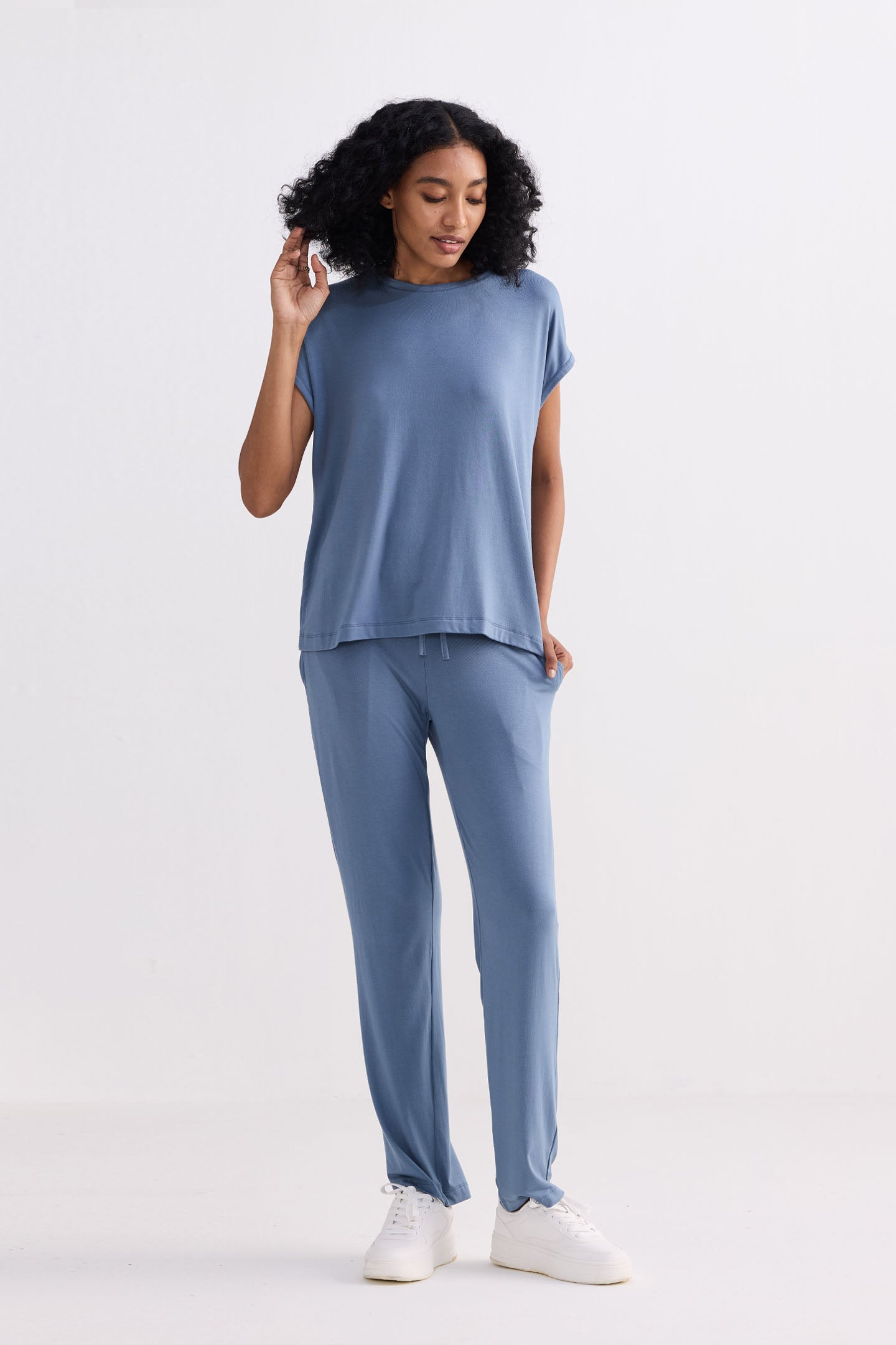 Wide Leg Pant in Blue Front