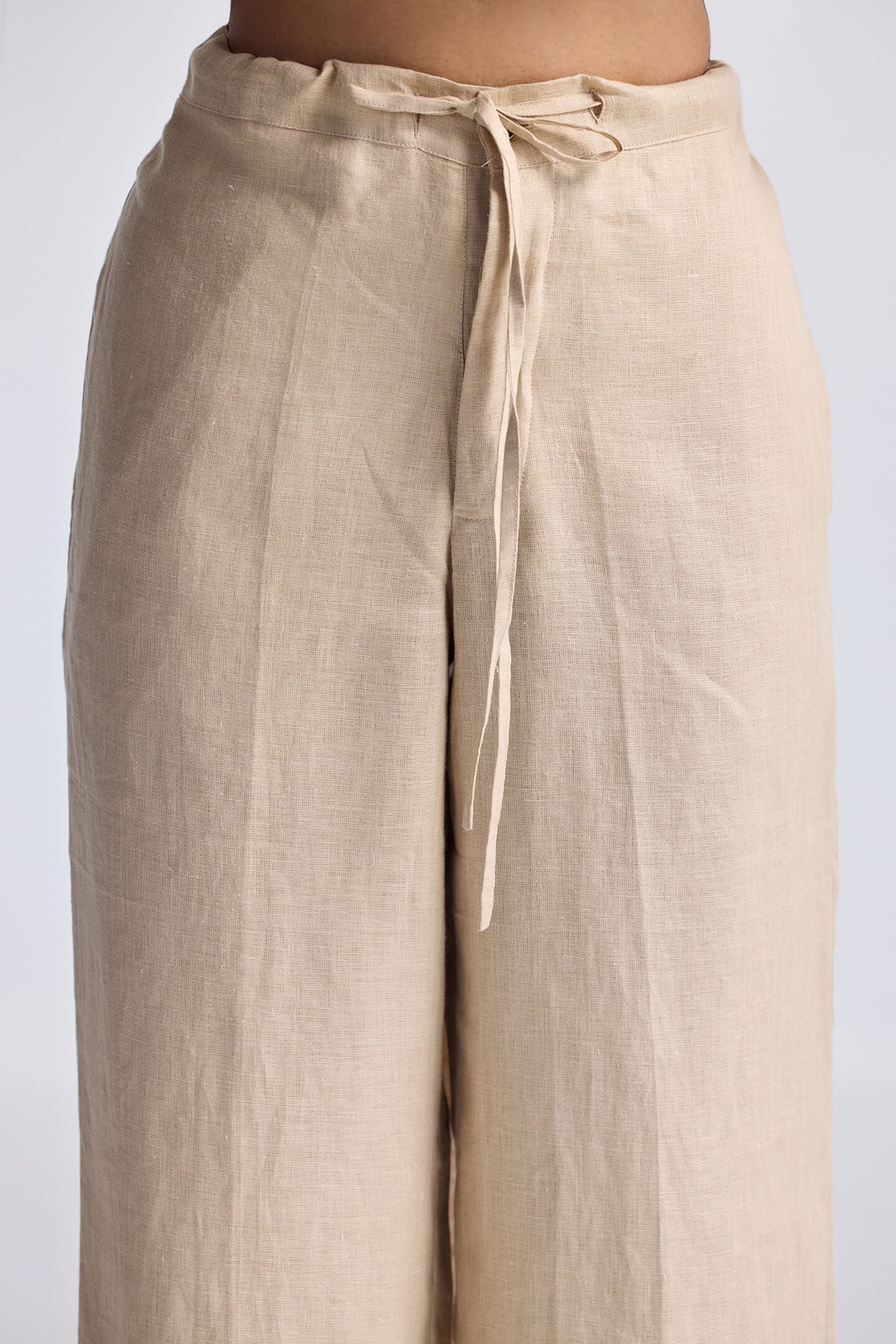 Wide Leg Pants in Hemp Closeup