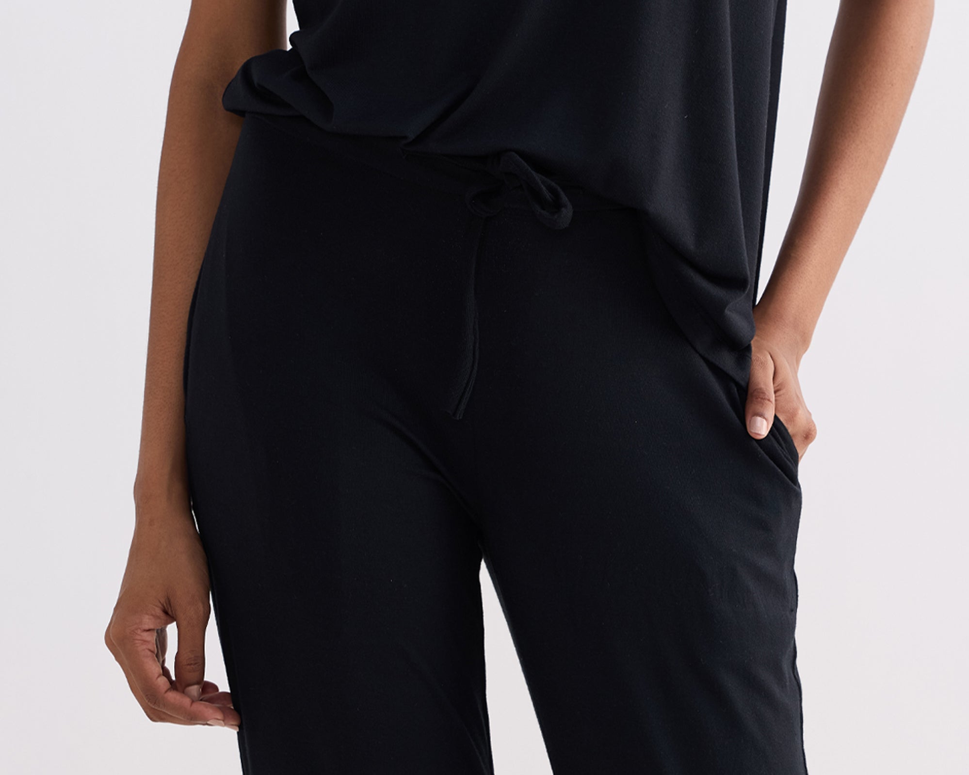 Wide_Leg_Pant_in_Black-02.jpg