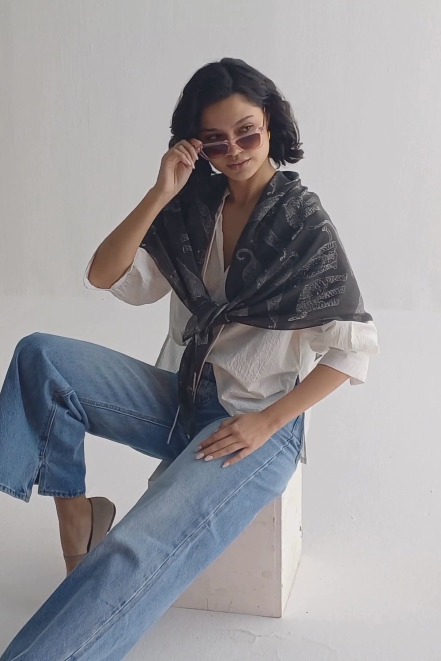 The Mara Scarf in Black